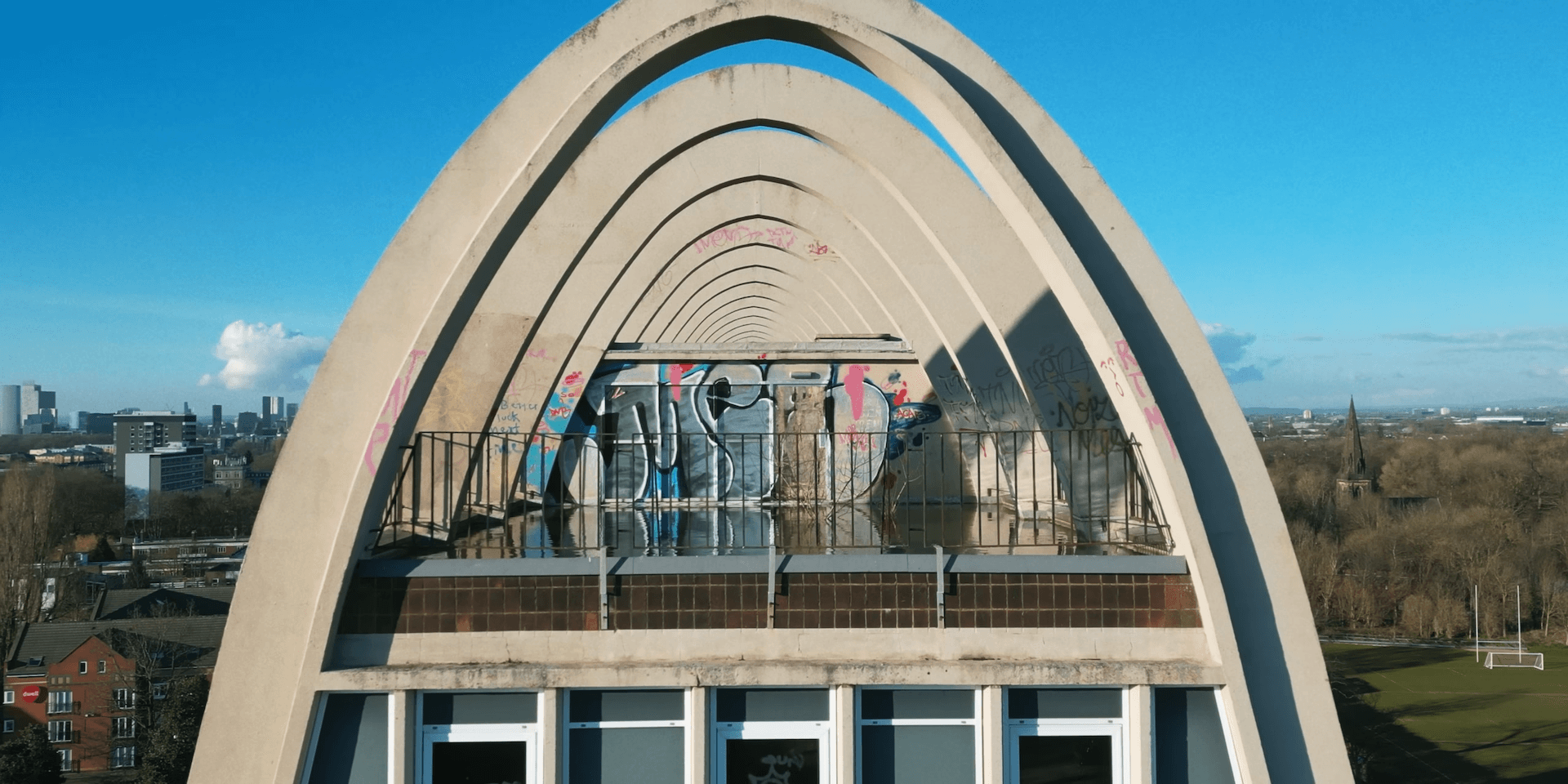 GoGo Penguin - Fallowfield Loops 2-57 screenshot